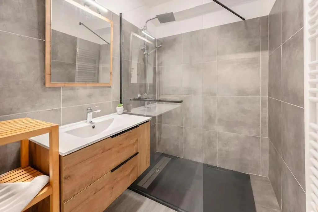 Elegant Studio Greoux Les Bains Apartment
