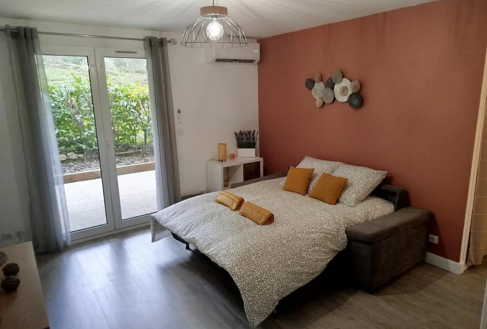 Elegant Studio Greoux Les Bains 0*, Greoux-les-Bains France